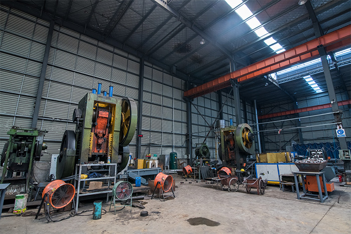 红河网架配件-锥头加工车间